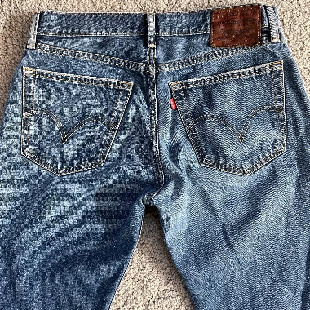 Levi's Classic Straight 505 Jeans in Men's Size W32 L30, Dark Wash - Made in USA